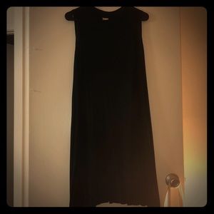 Loose fitted sleeveless dress